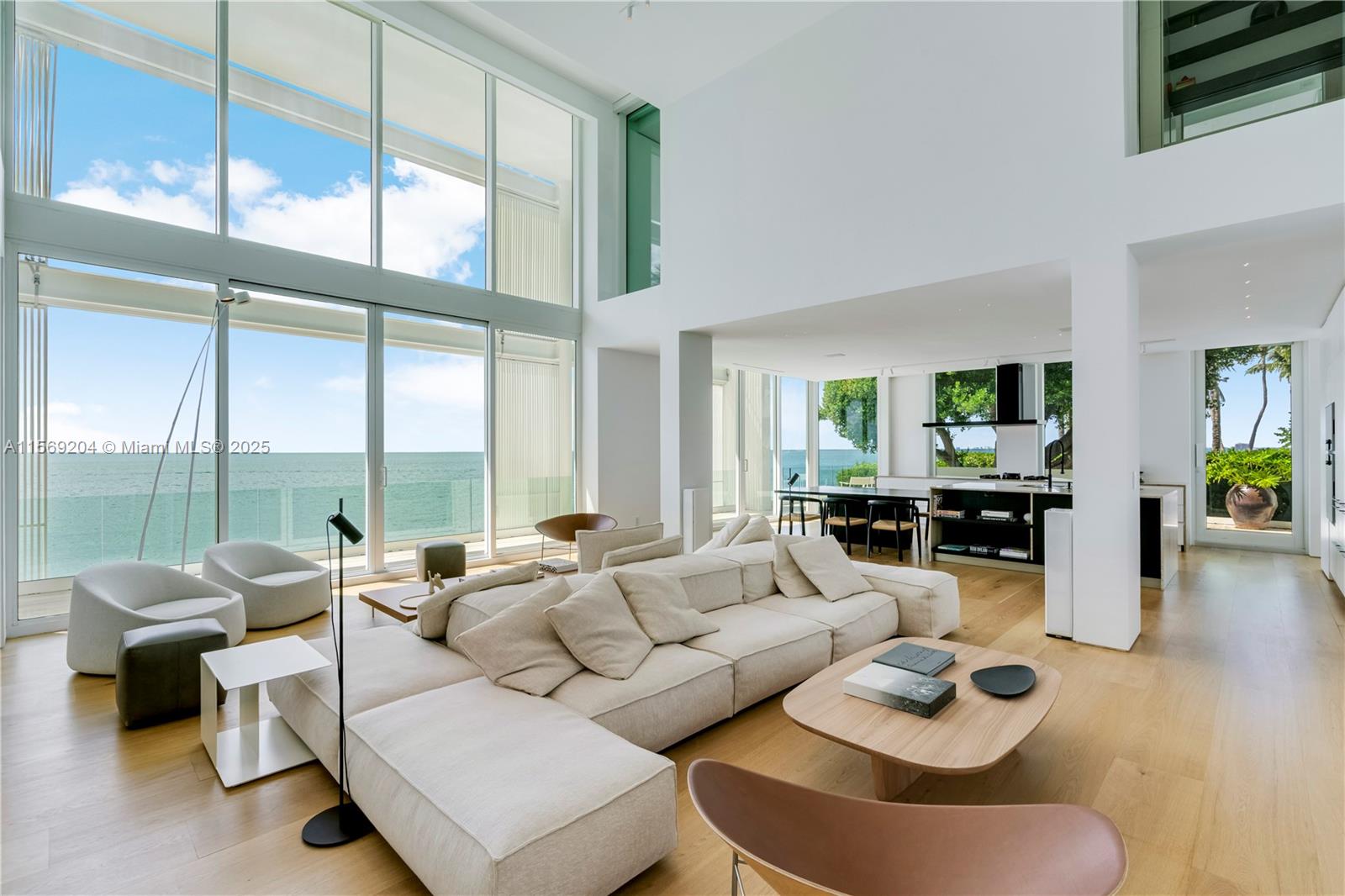 440 S Mashta Dr, Key Biscayne FL 33149
