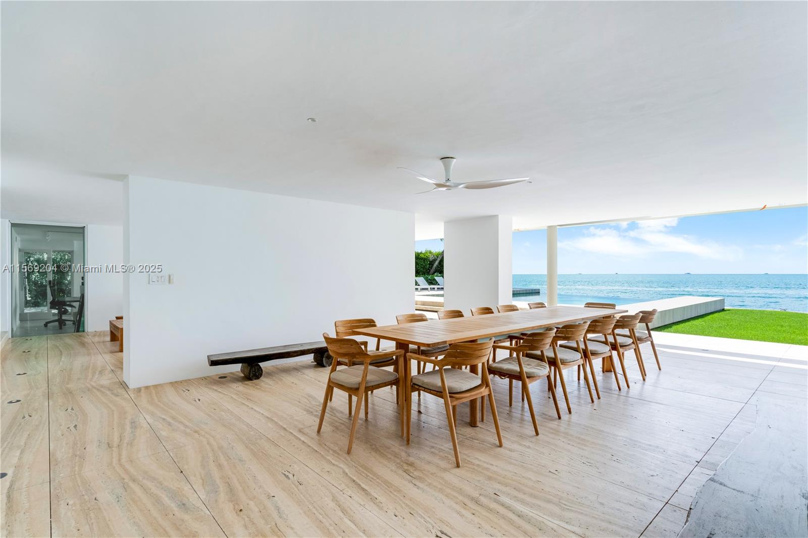 440 S Mashta Dr, Key Biscayne FL 33149