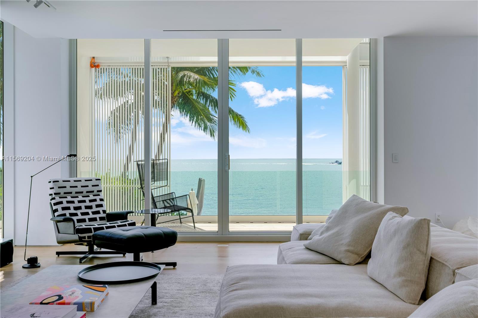 440 S Mashta Dr, Key Biscayne FL 33149