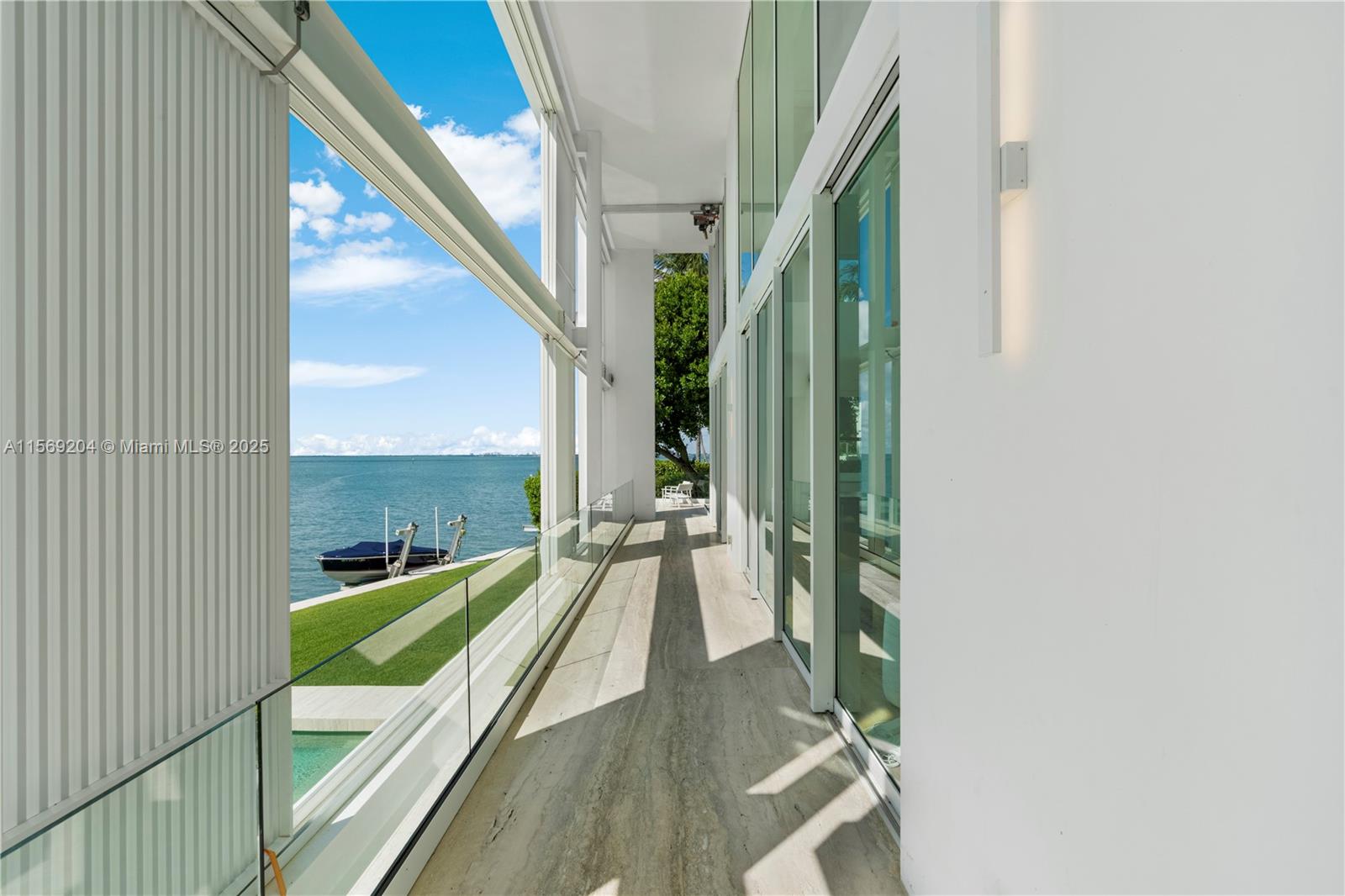 440 S Mashta Dr, Key Biscayne FL 33149