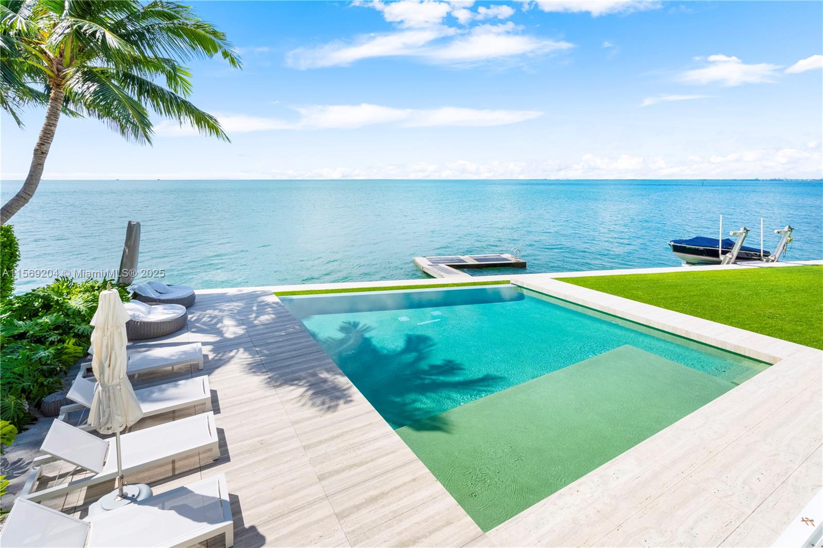440 S Mashta Dr, Key Biscayne FL 33149
