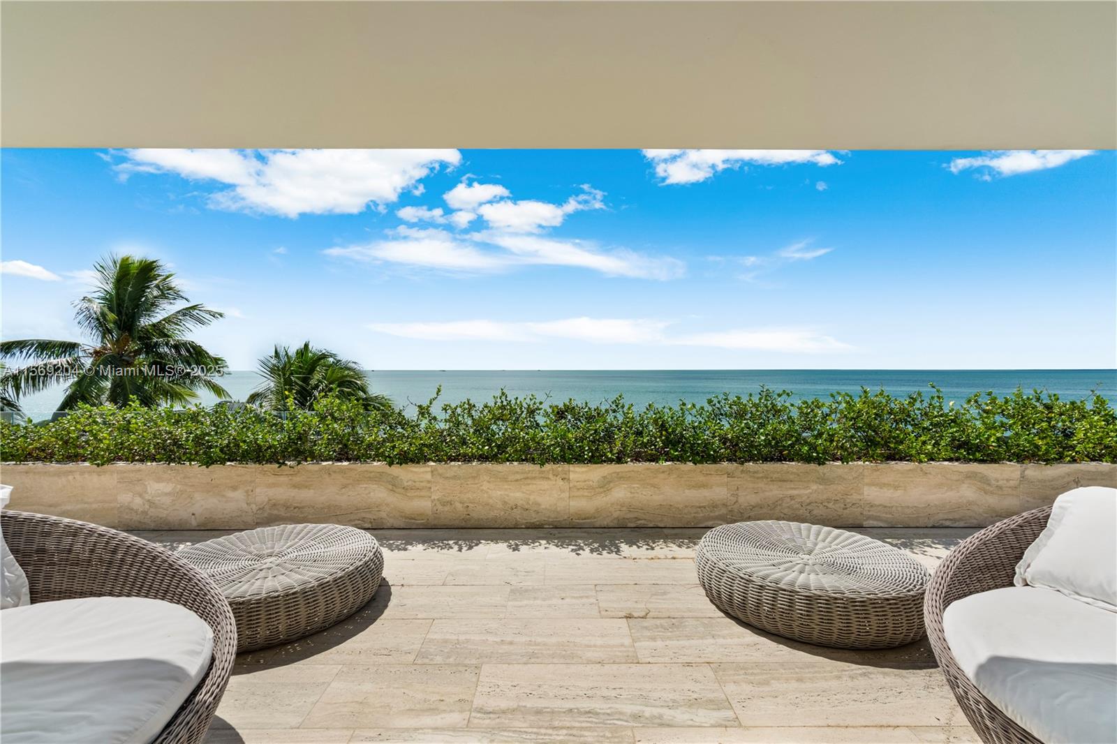 440 S Mashta Dr, Key Biscayne FL 33149