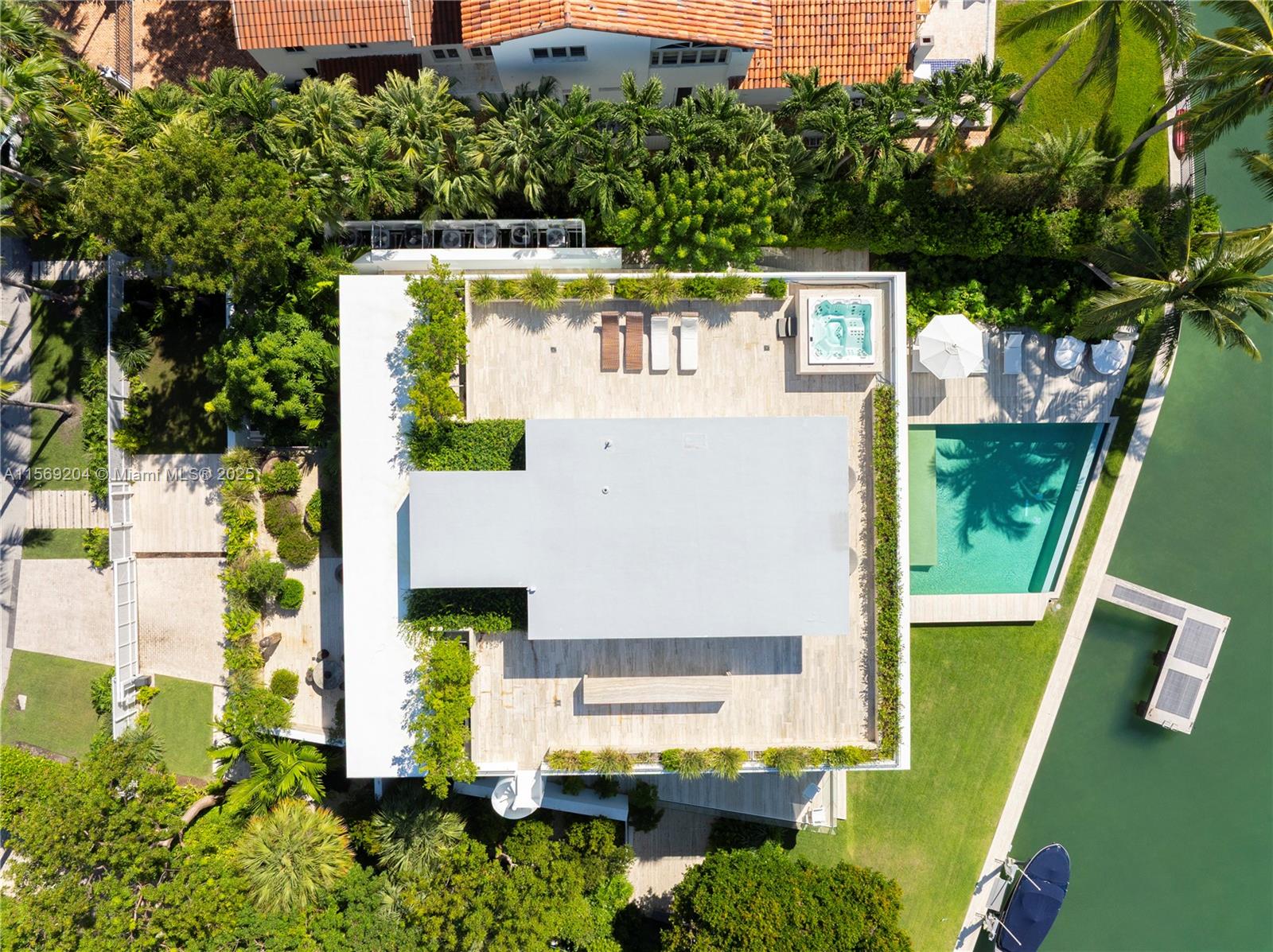 440 S Mashta Dr, Key Biscayne FL 33149