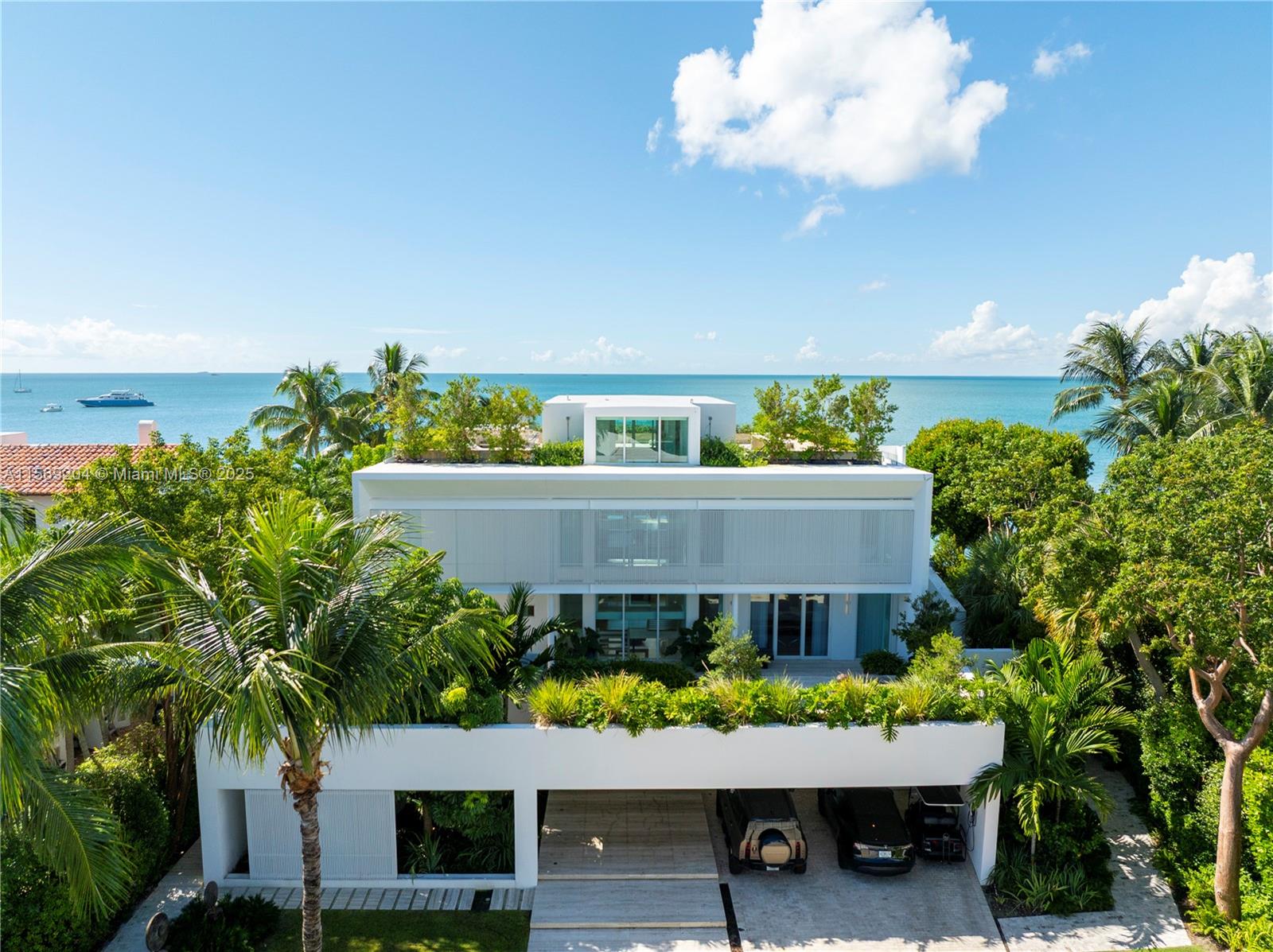 440 S Mashta Dr, Key Biscayne FL 33149