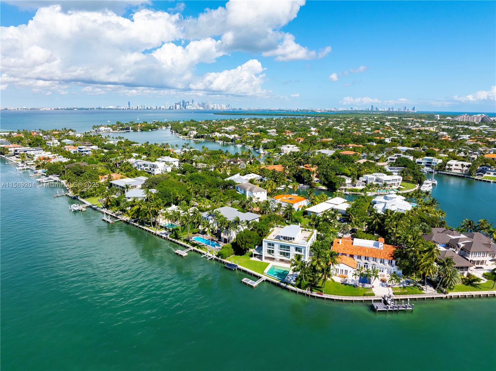 440 S Mashta Dr, Key Biscayne FL 33149