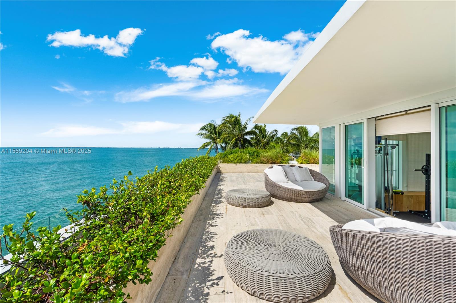 440 S Mashta Dr, Key Biscayne FL 33149