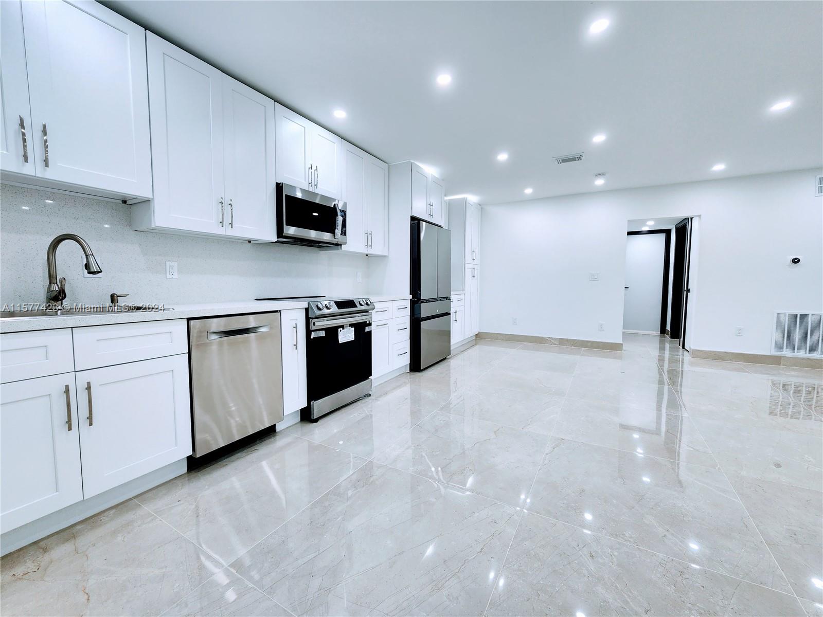 11930 NE 19th Dr #3, North Miami FL 33181