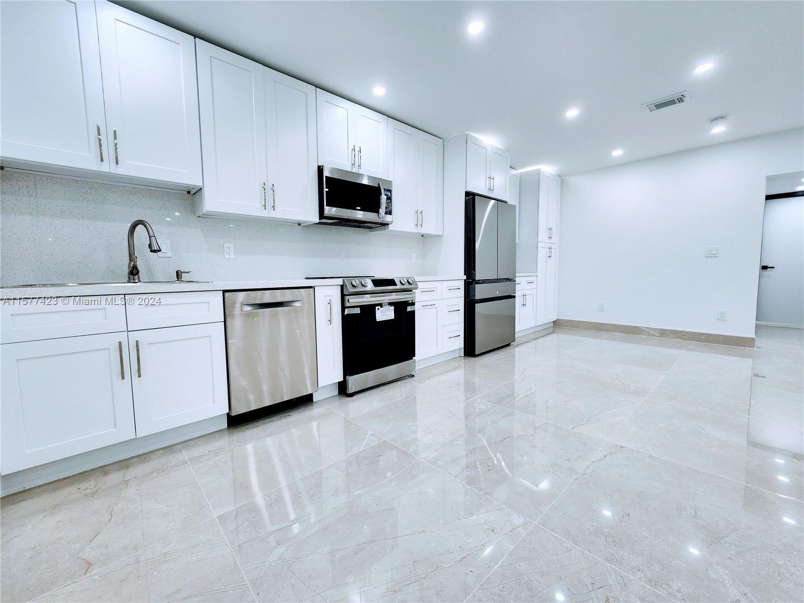 11930 NE 19th Dr #3, North Miami FL 33181