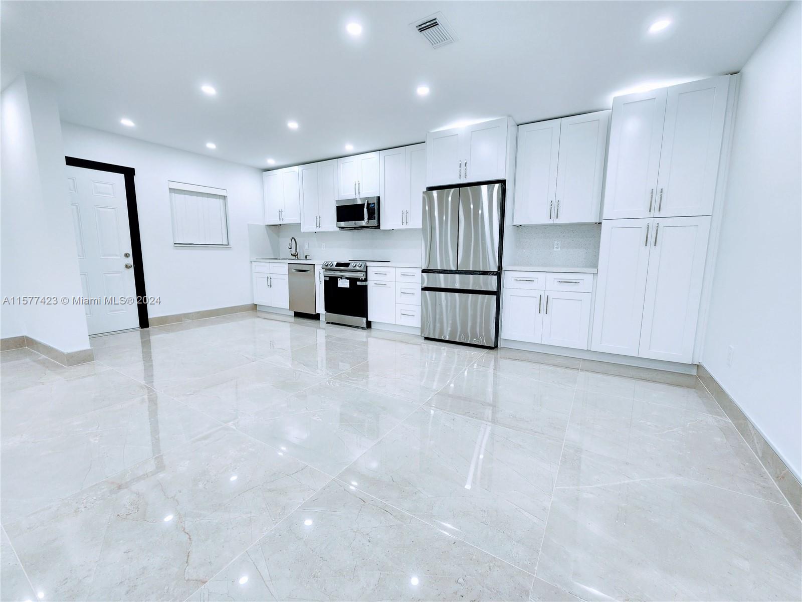 11930 NE 19th Dr #3, North Miami FL 33181