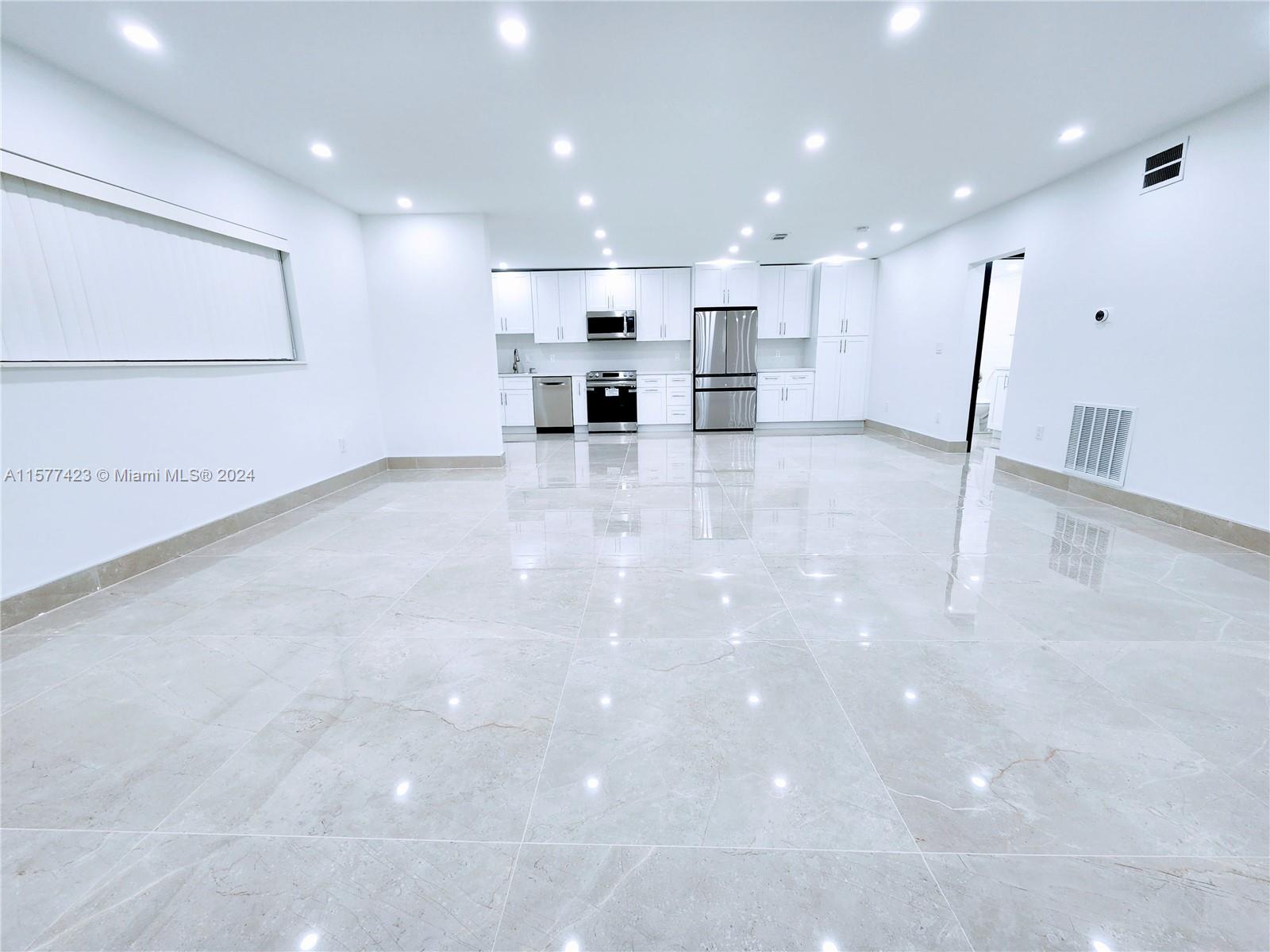 11930 NE 19th Dr #3, North Miami FL 33181