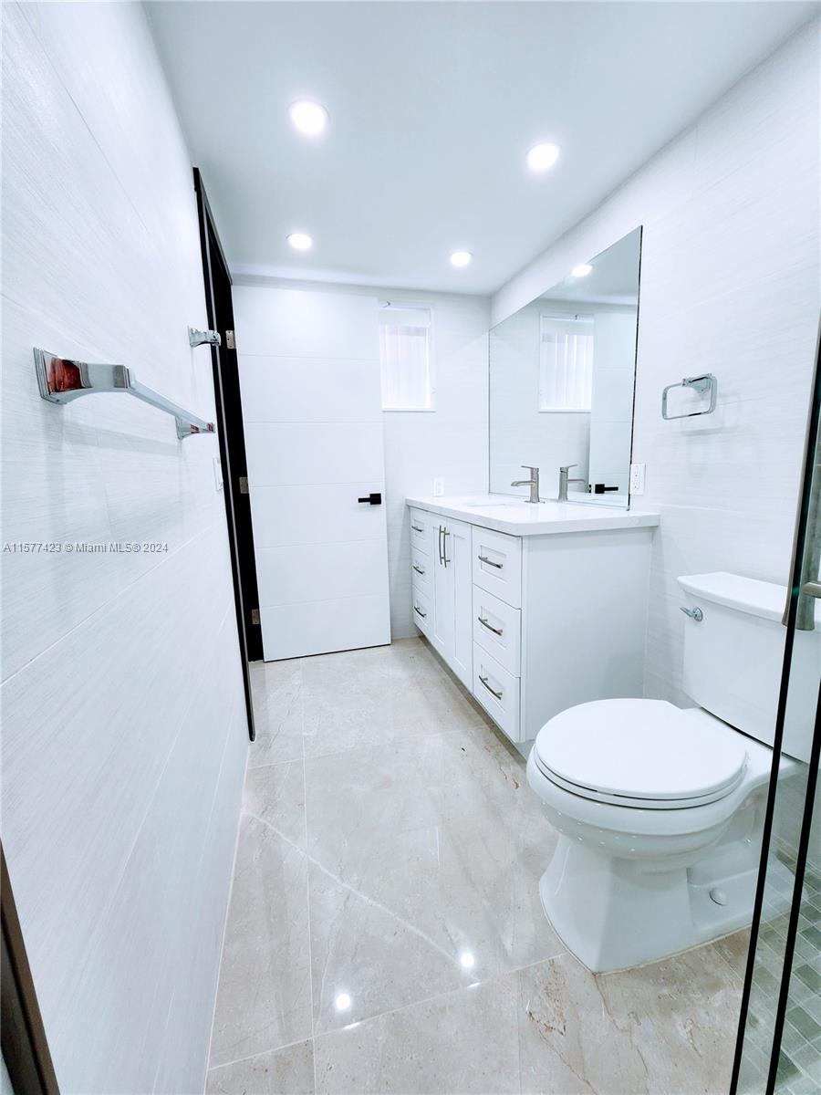 11930 NE 19th Dr #3, North Miami FL 33181