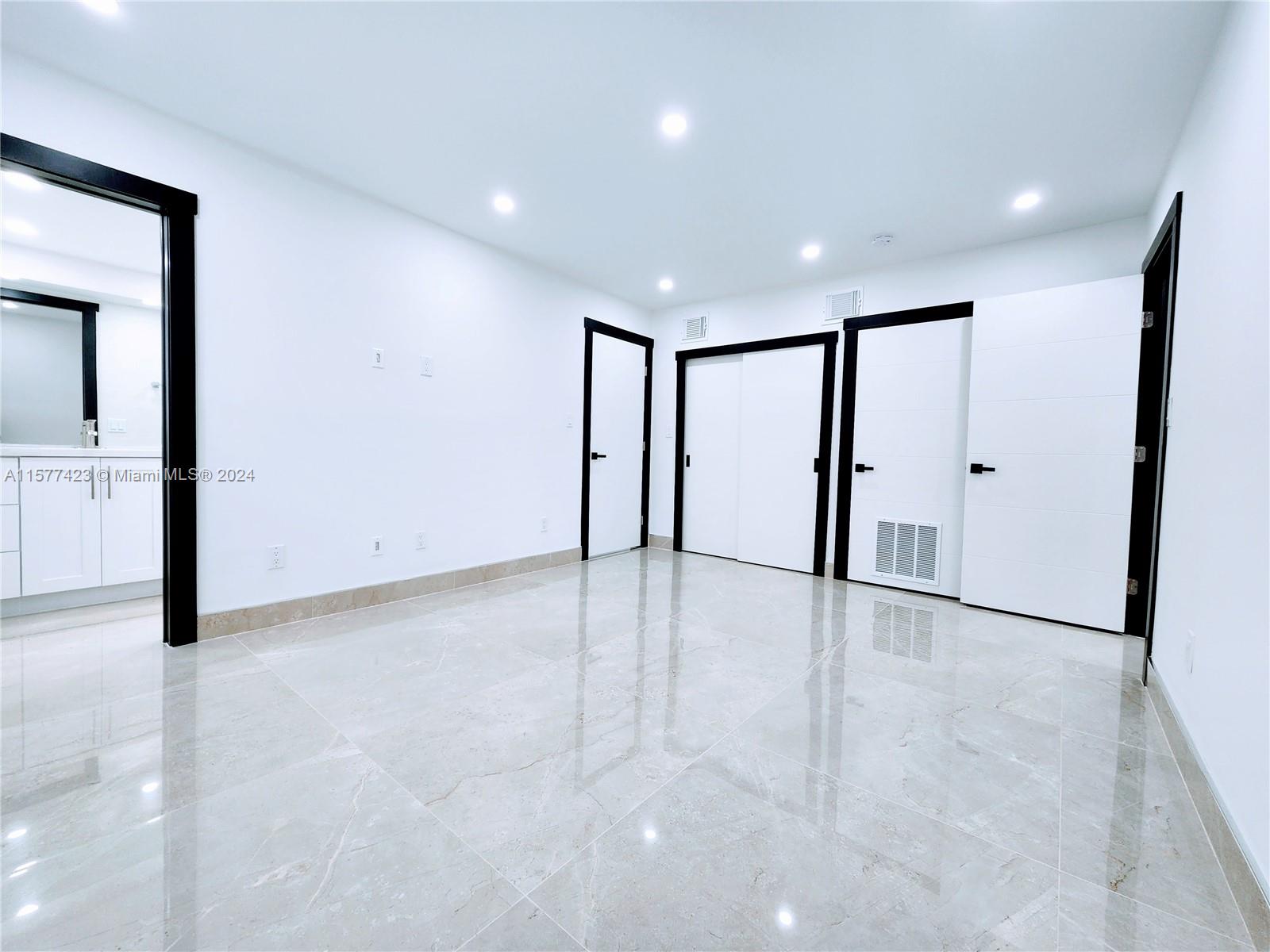 11930 NE 19th Dr #3, North Miami FL 33181