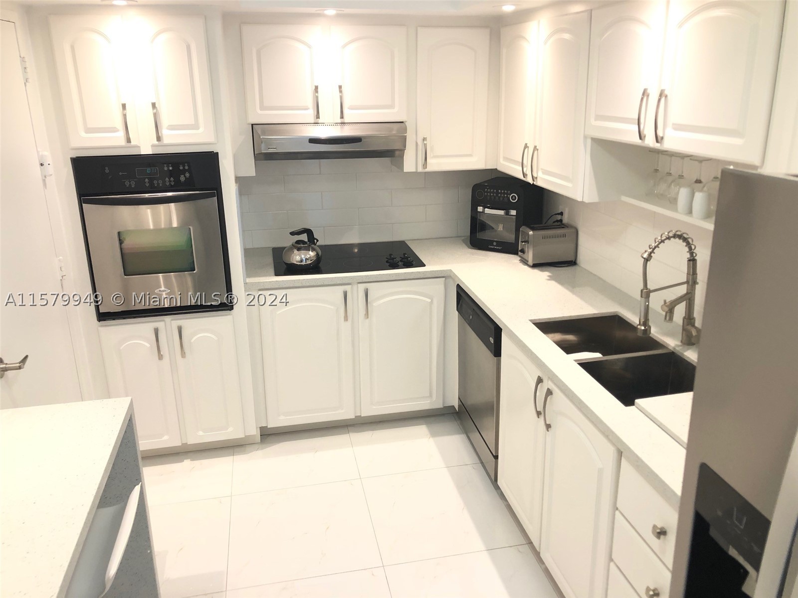 3901 S Ocean Dr #14M, Hollywood FL 33019