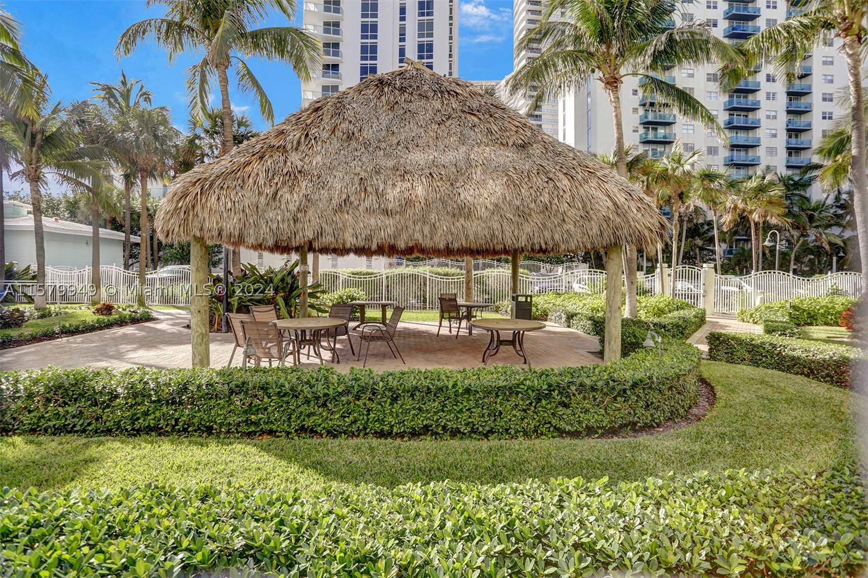 3901 S Ocean Dr #14M, Hollywood FL 33019