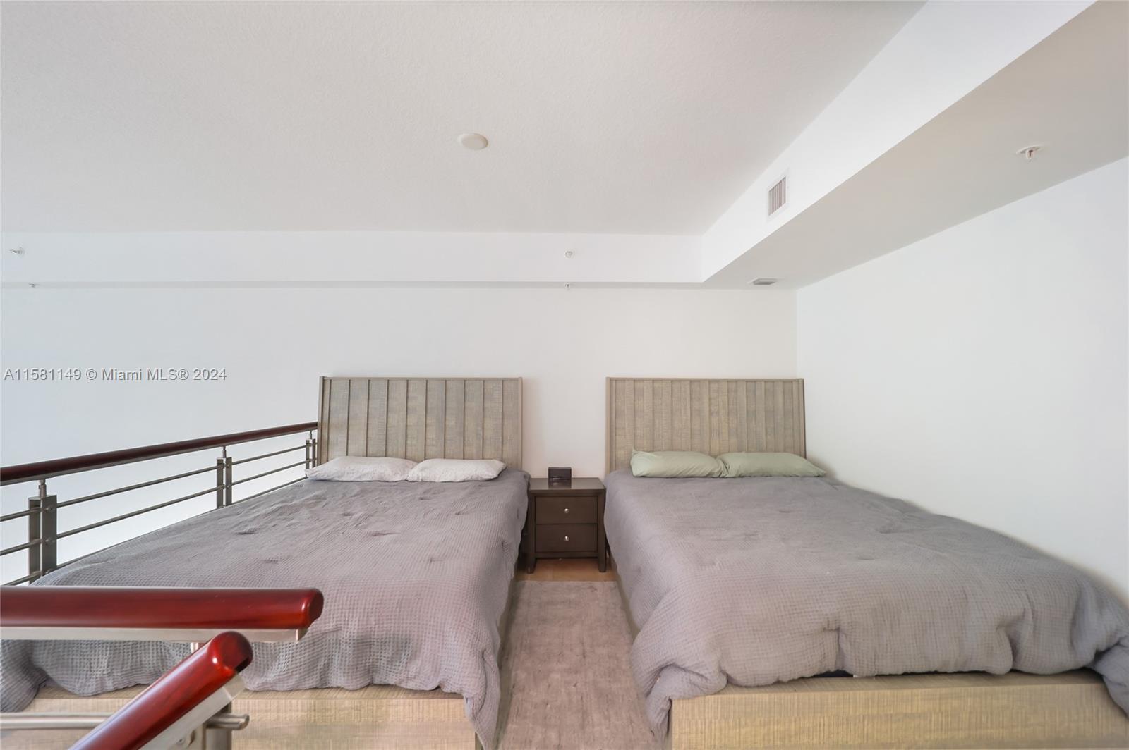 41 SE 5th St #304, Miami FL 33131