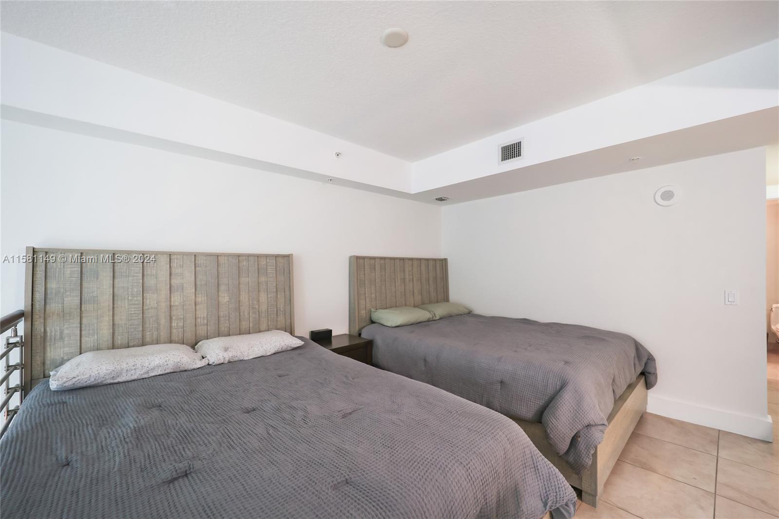 41 SE 5th St #304, Miami FL 33131