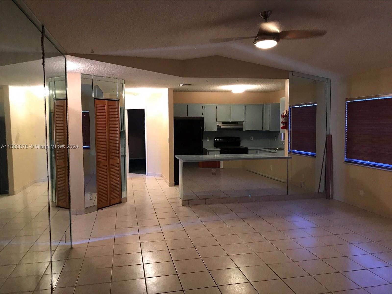 725 NW 19th Ter, Fort Lauderdale FL 33311