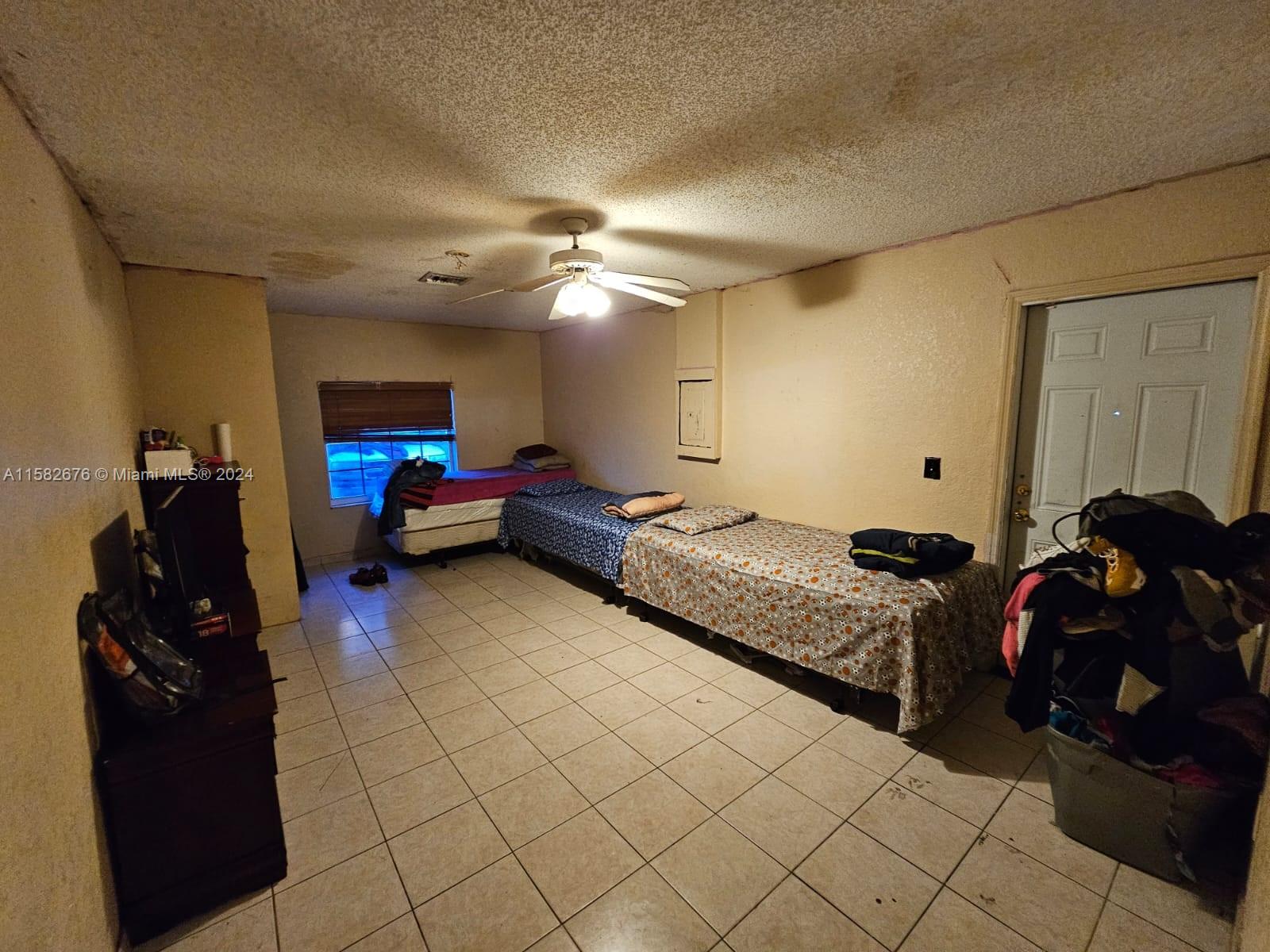 725 NW 19th Ter, Fort Lauderdale FL 33311