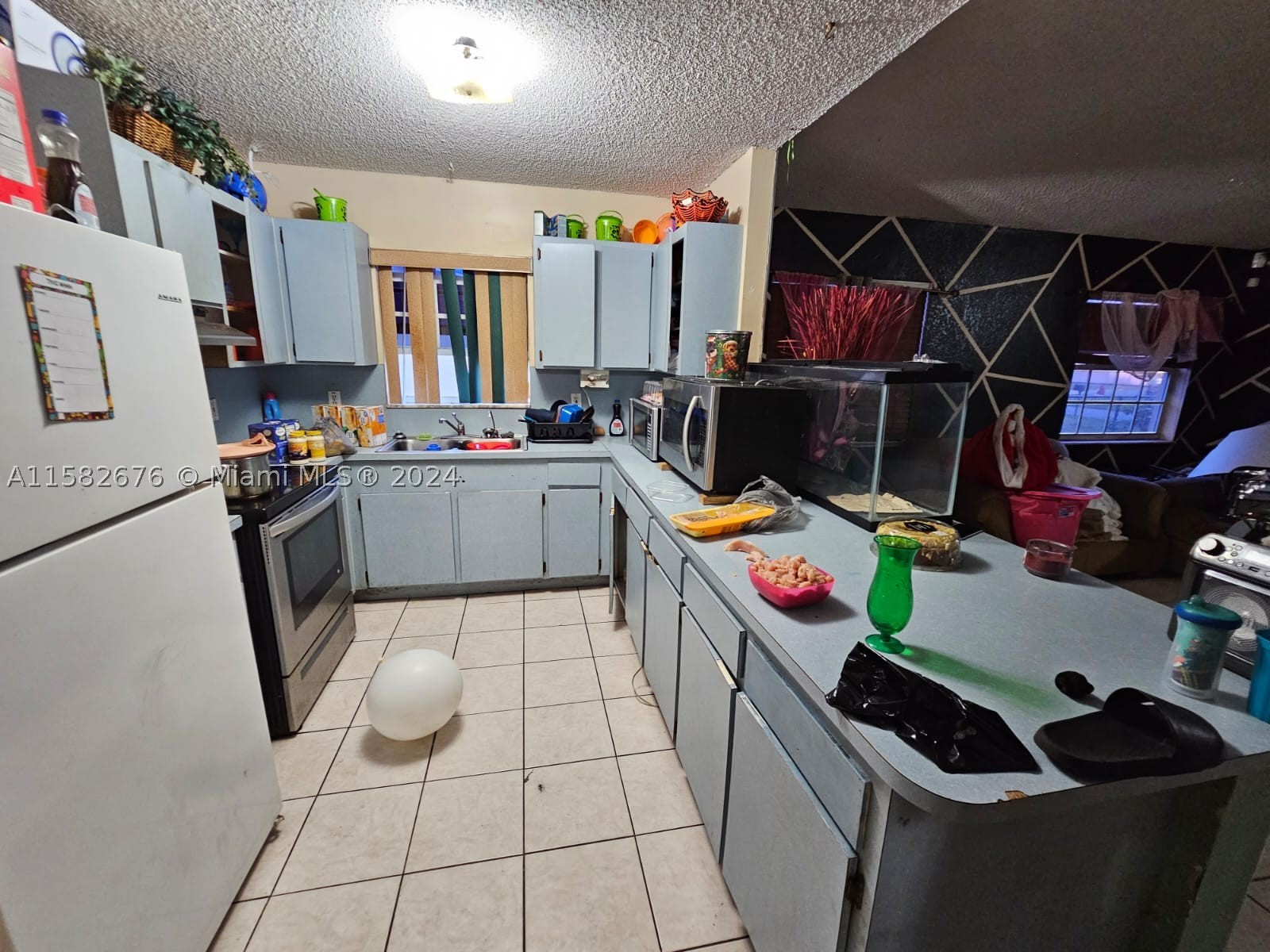 725 NW 19th Ter, Fort Lauderdale FL 33311