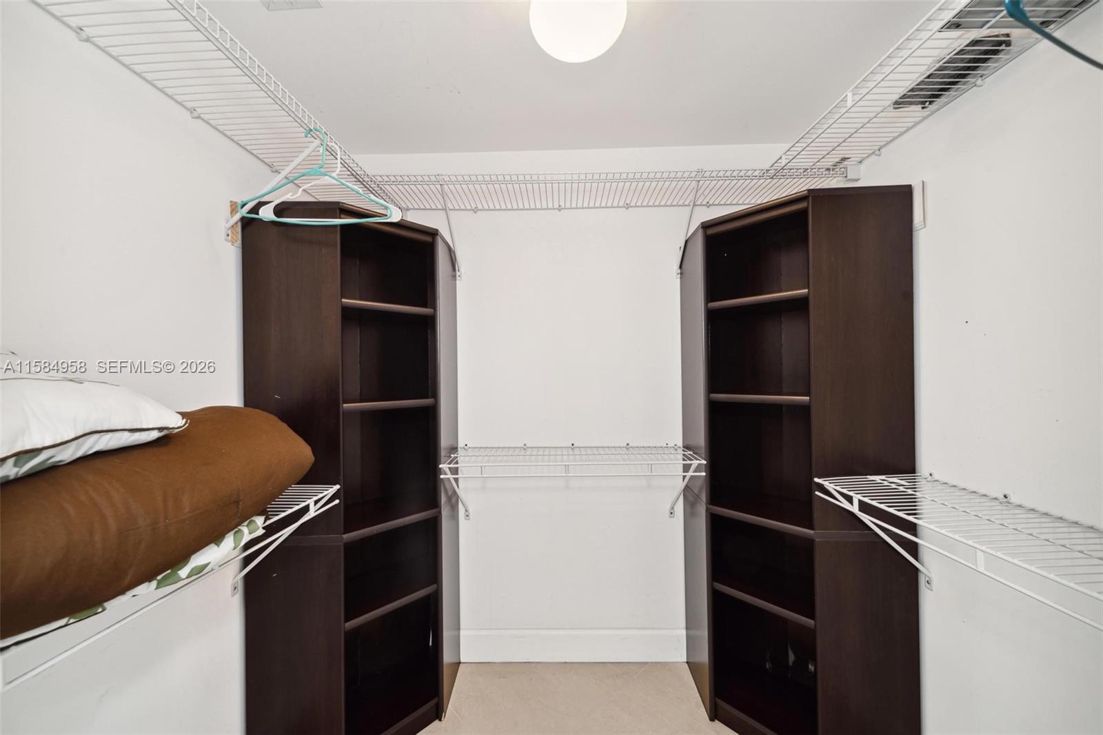 1830 S Ocean Dr #1701, Hallandale Beach FL 33009