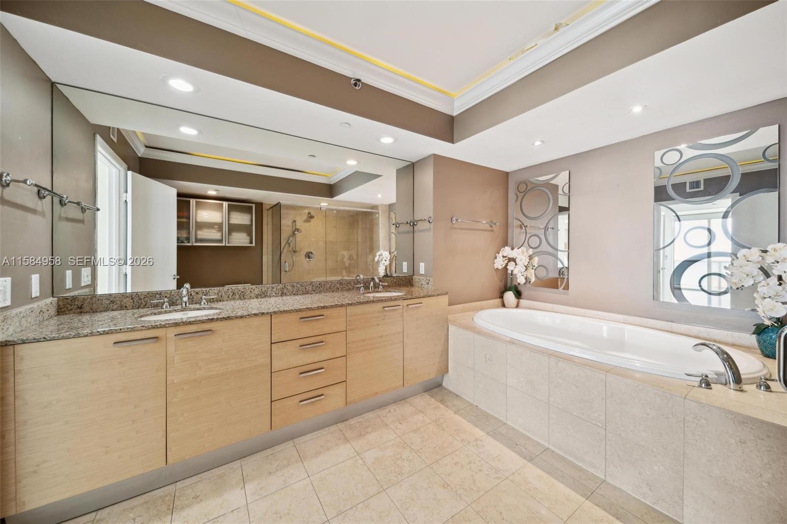 1830 S Ocean Dr #1701, Hallandale Beach FL 33009