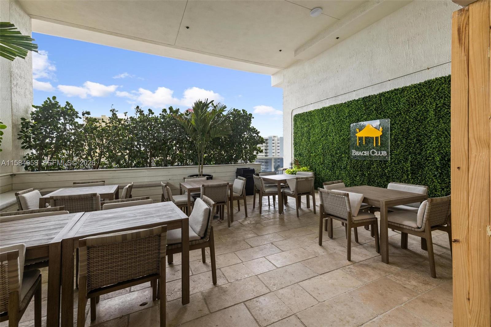 1830 S Ocean Dr #1701, Hallandale Beach FL 33009