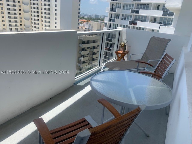 100 Lincoln Rd #1434, Miami Beach FL 33139