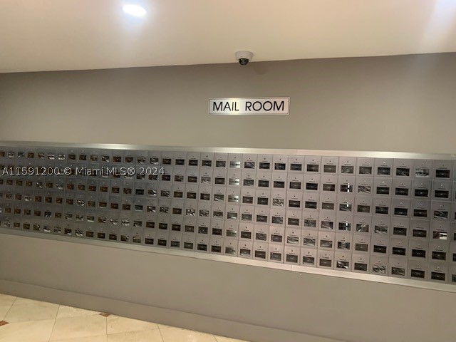 100 Lincoln Rd #1434, Miami Beach FL 33139