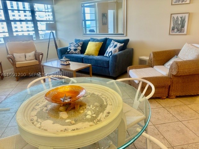 100 Lincoln Rd #1434, Miami Beach FL 33139