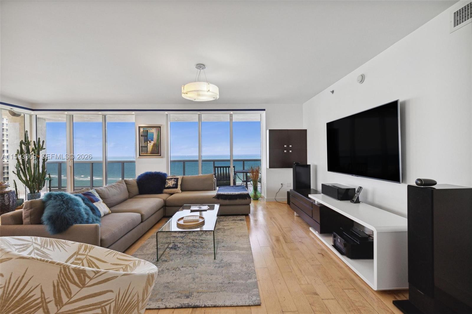 1800 S Ocean Dr #1401, Hallandale Beach FL 33009