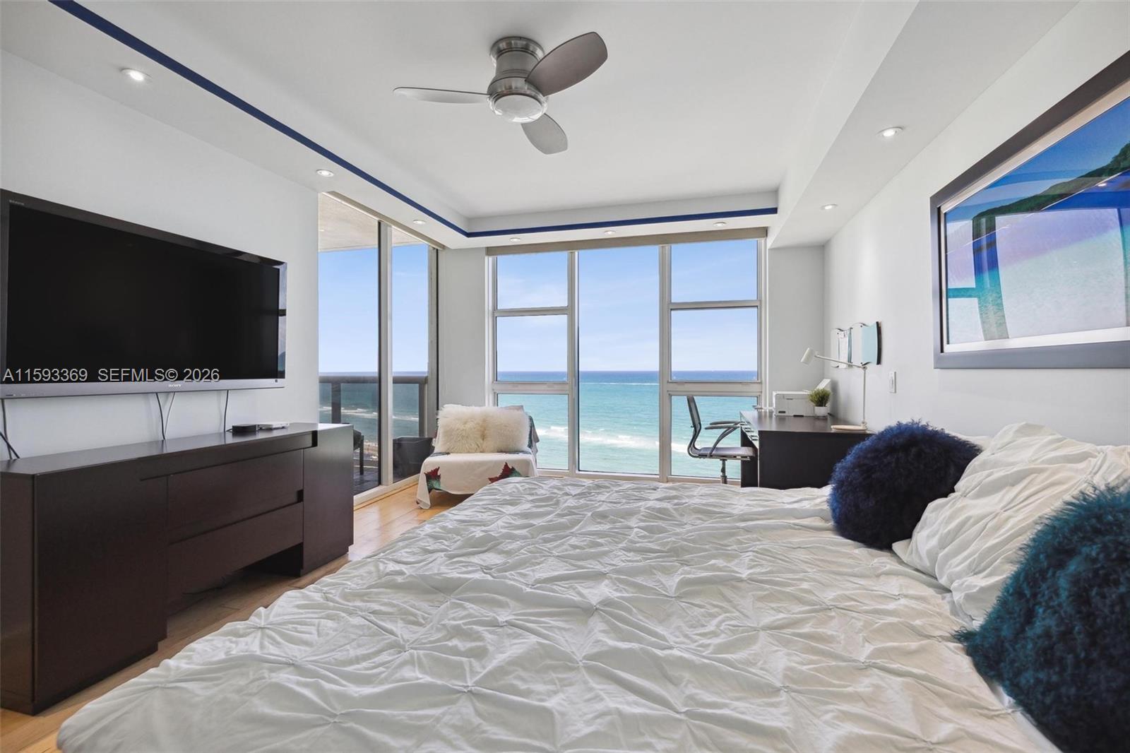 1800 S Ocean Dr #1401, Hallandale Beach FL 33009