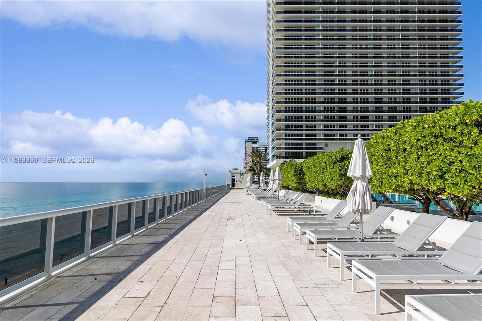 1800 S Ocean Dr #1401, Hallandale Beach FL 33009
