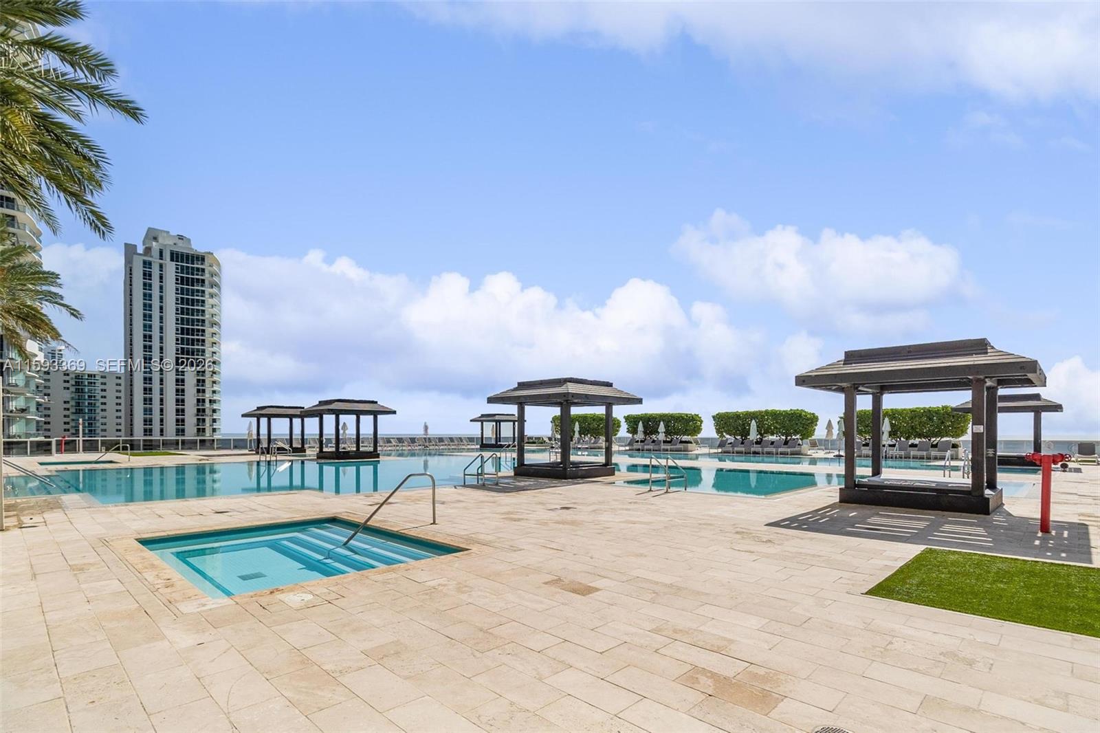 1800 S Ocean Dr #1401, Hallandale Beach FL 33009
