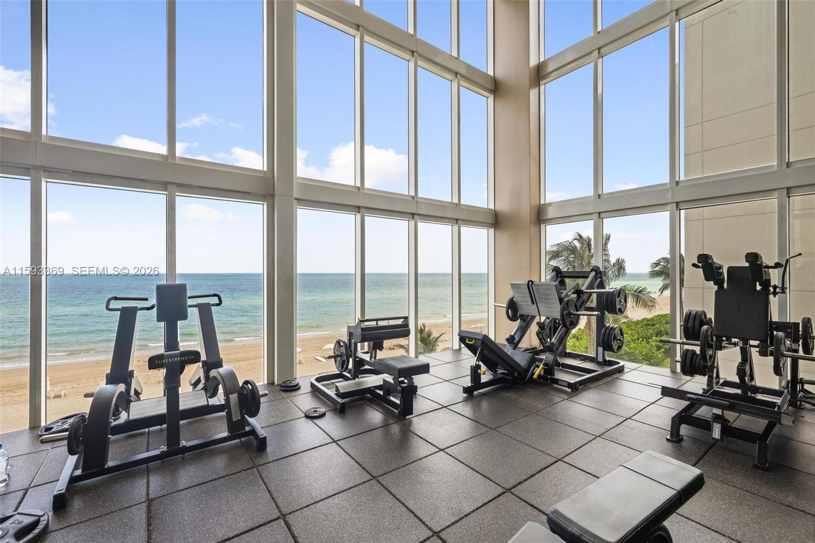 1800 S Ocean Dr #1401, Hallandale Beach FL 33009