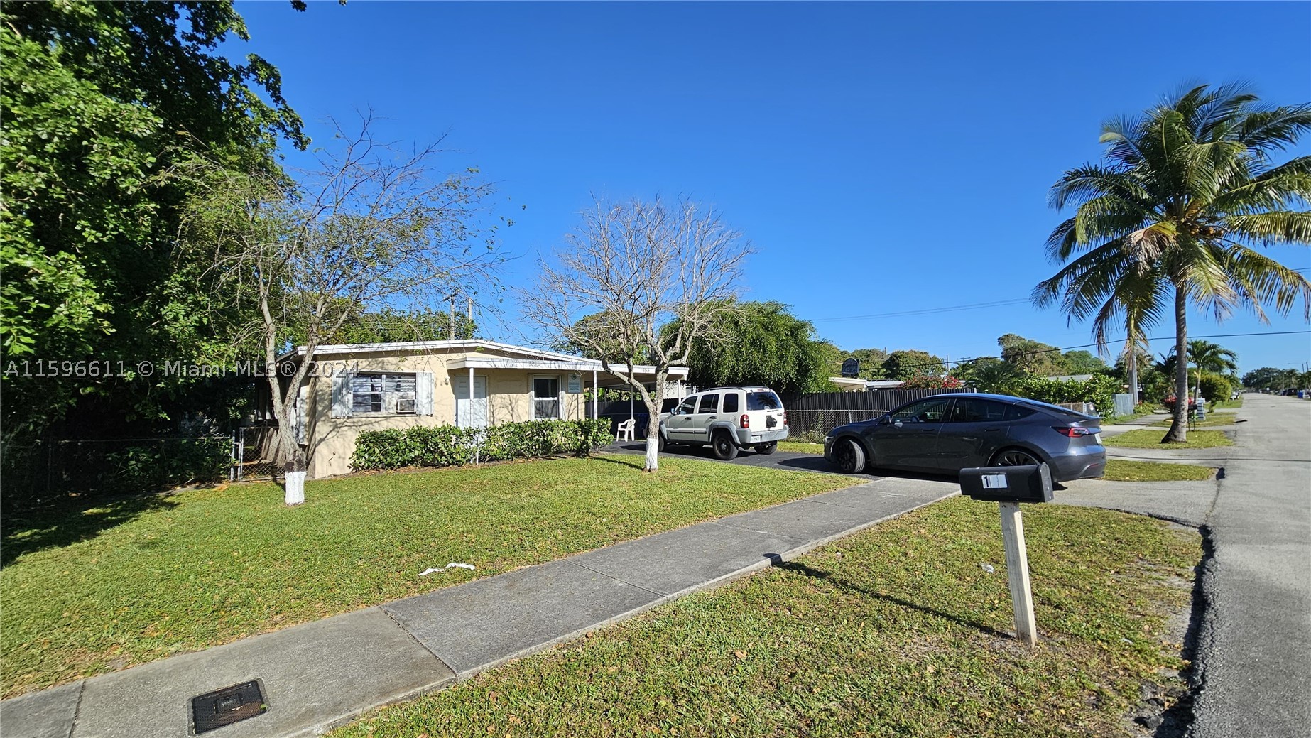 155 NW 30th Ter, Fort Lauderdale FL 33311