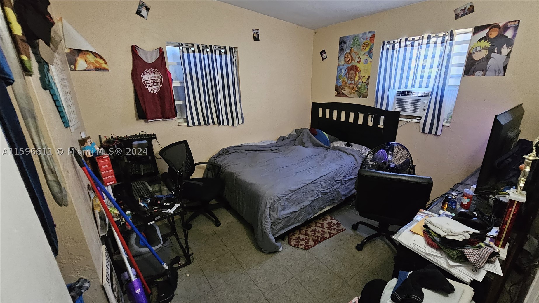155 NW 30th Ter, Fort Lauderdale FL 33311