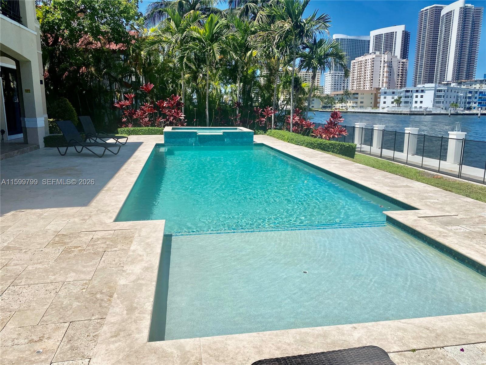 Hallandale Beach FL 33009 - A11599799