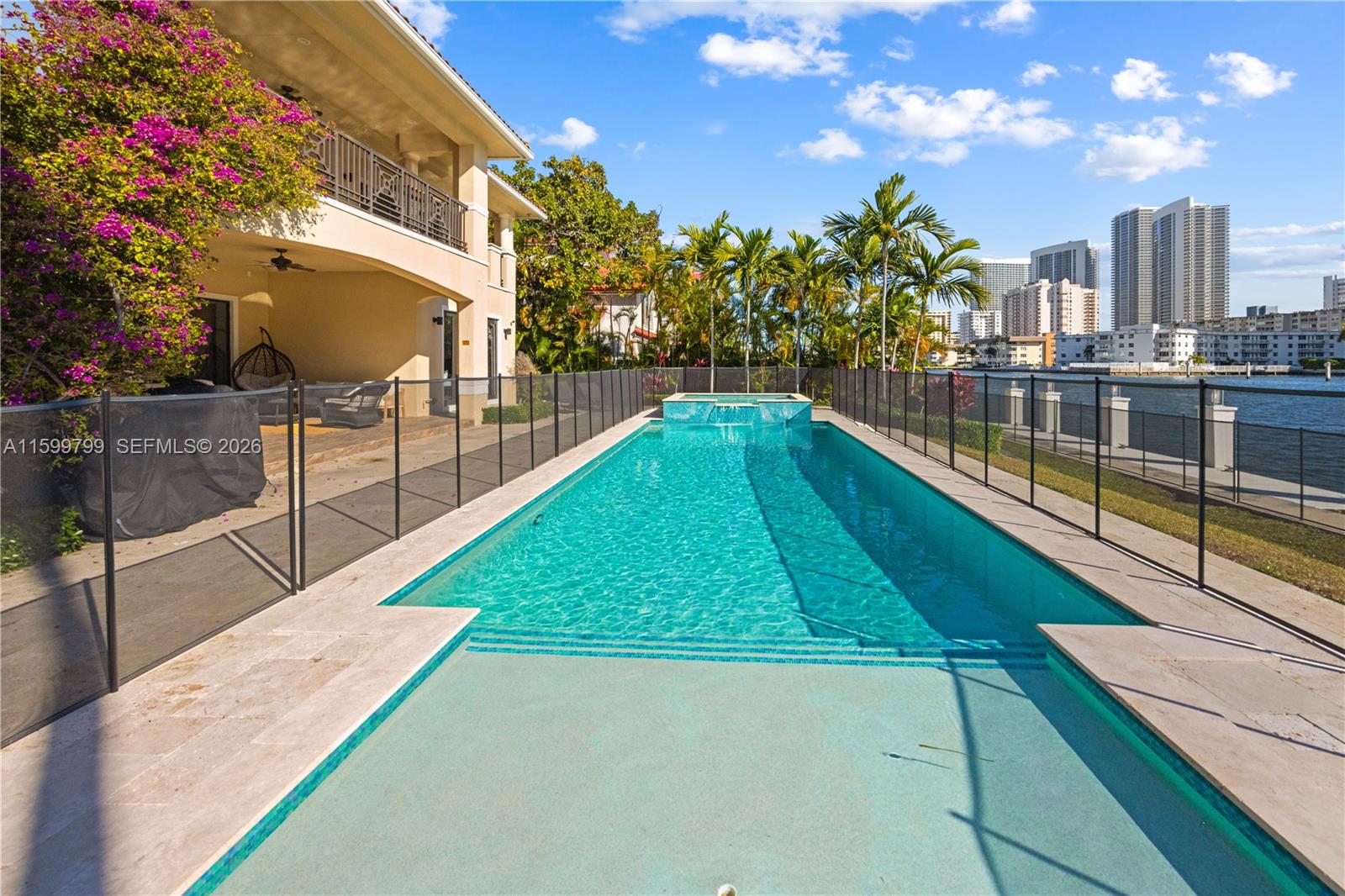 Hallandale Beach FL 33009 - A11599799