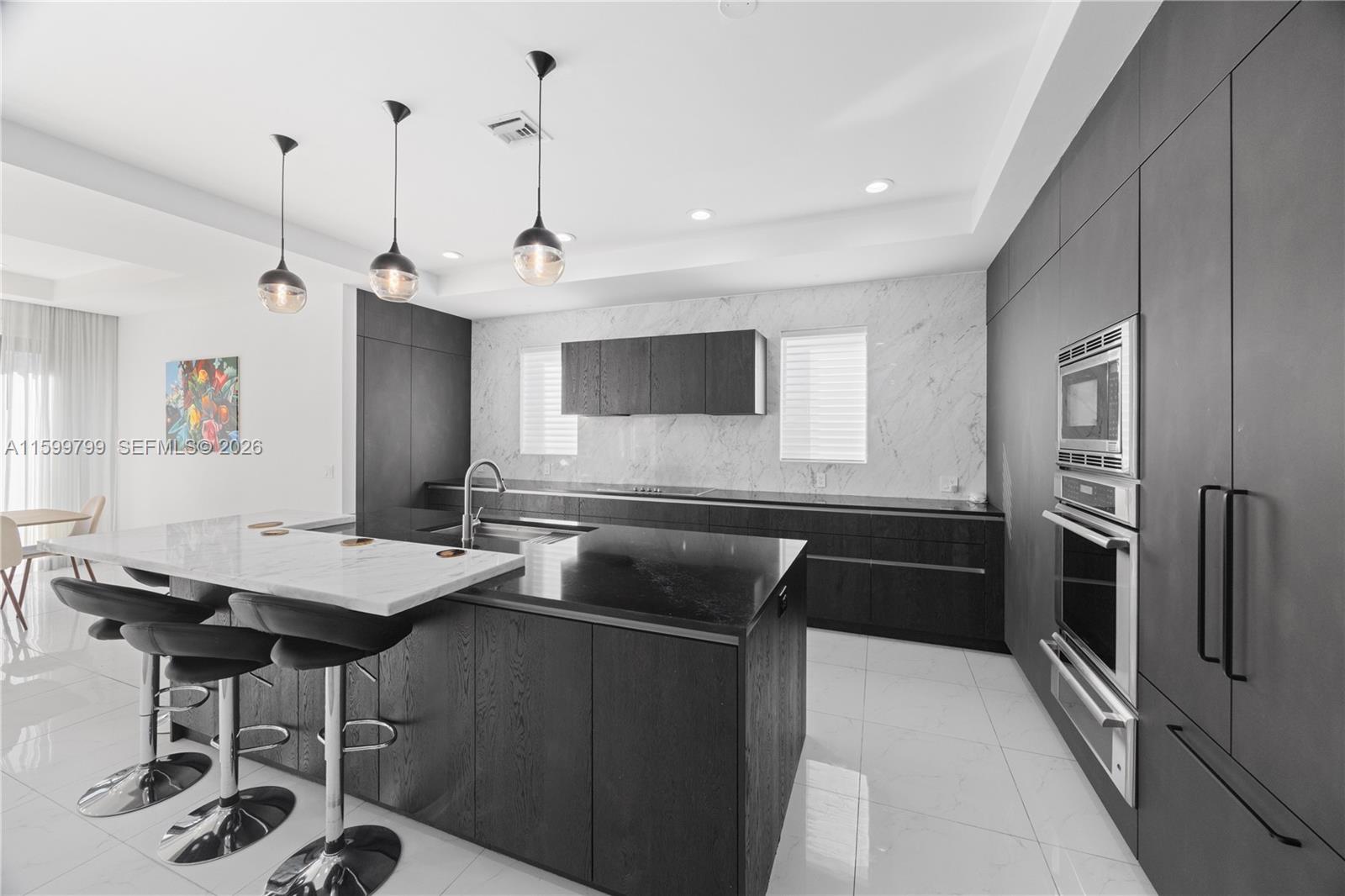 Hallandale Beach FL 33009 - A11599799