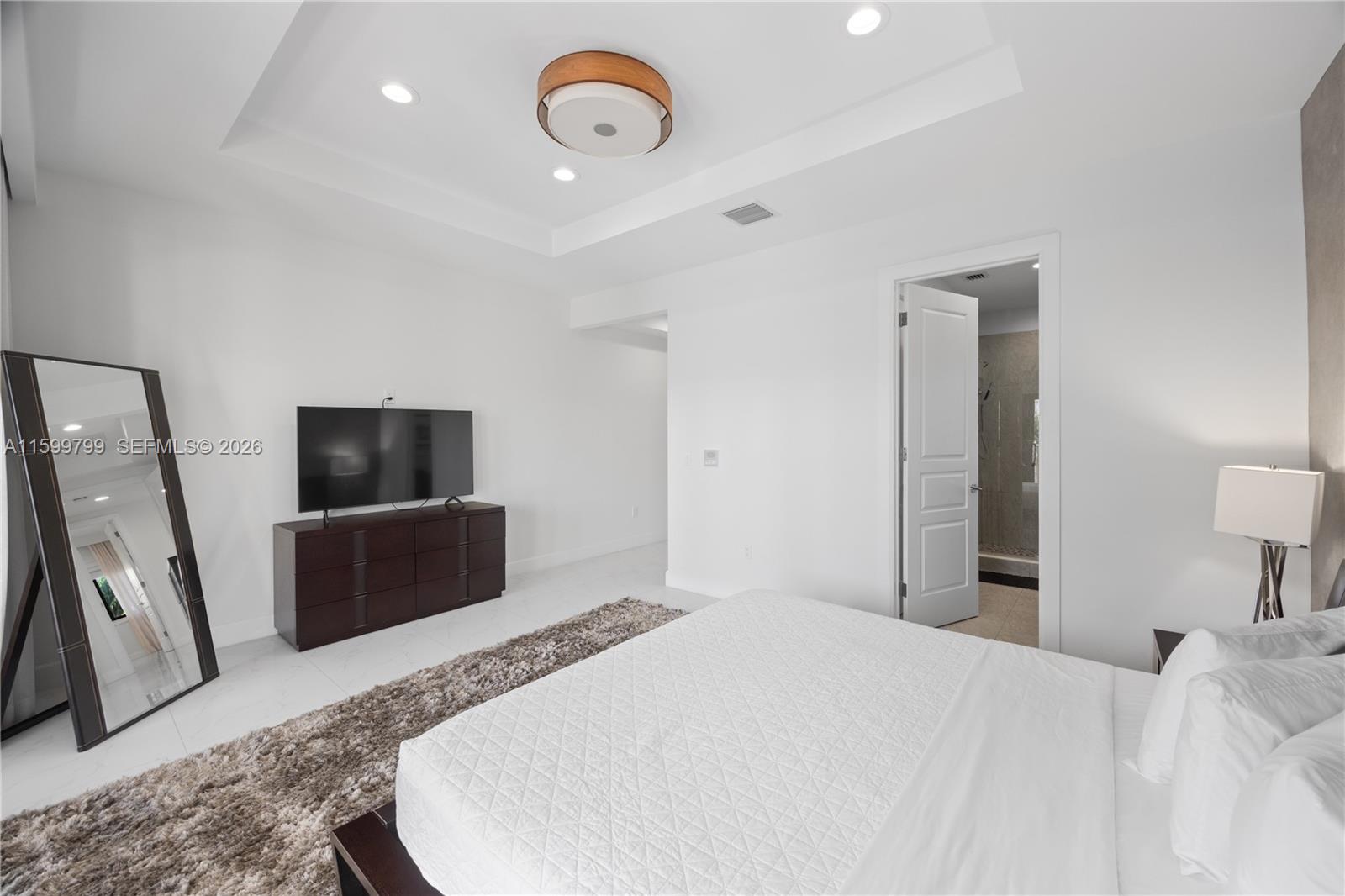 Hallandale Beach FL 33009 - A11599799