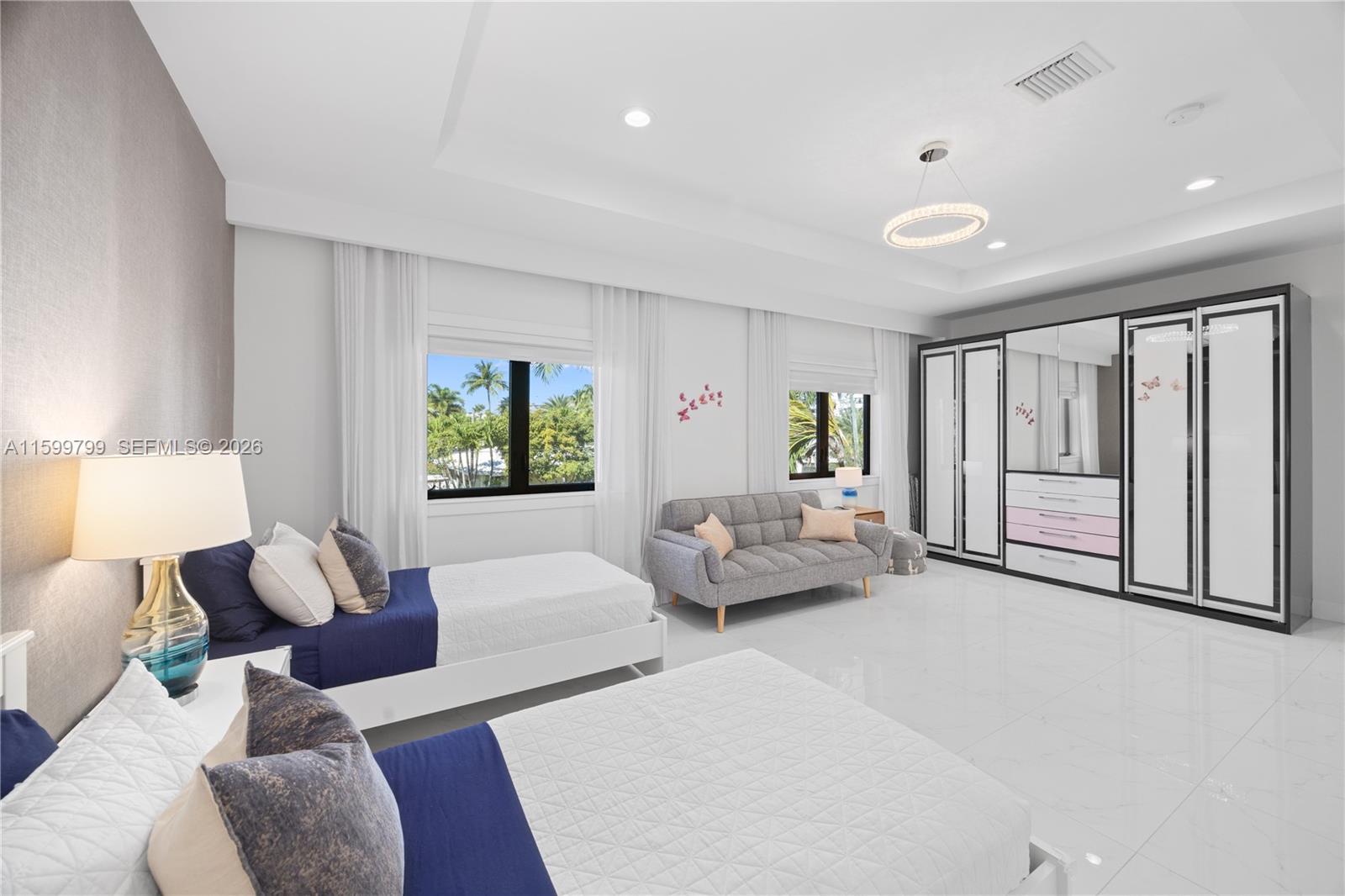 Hallandale Beach FL 33009 - A11599799