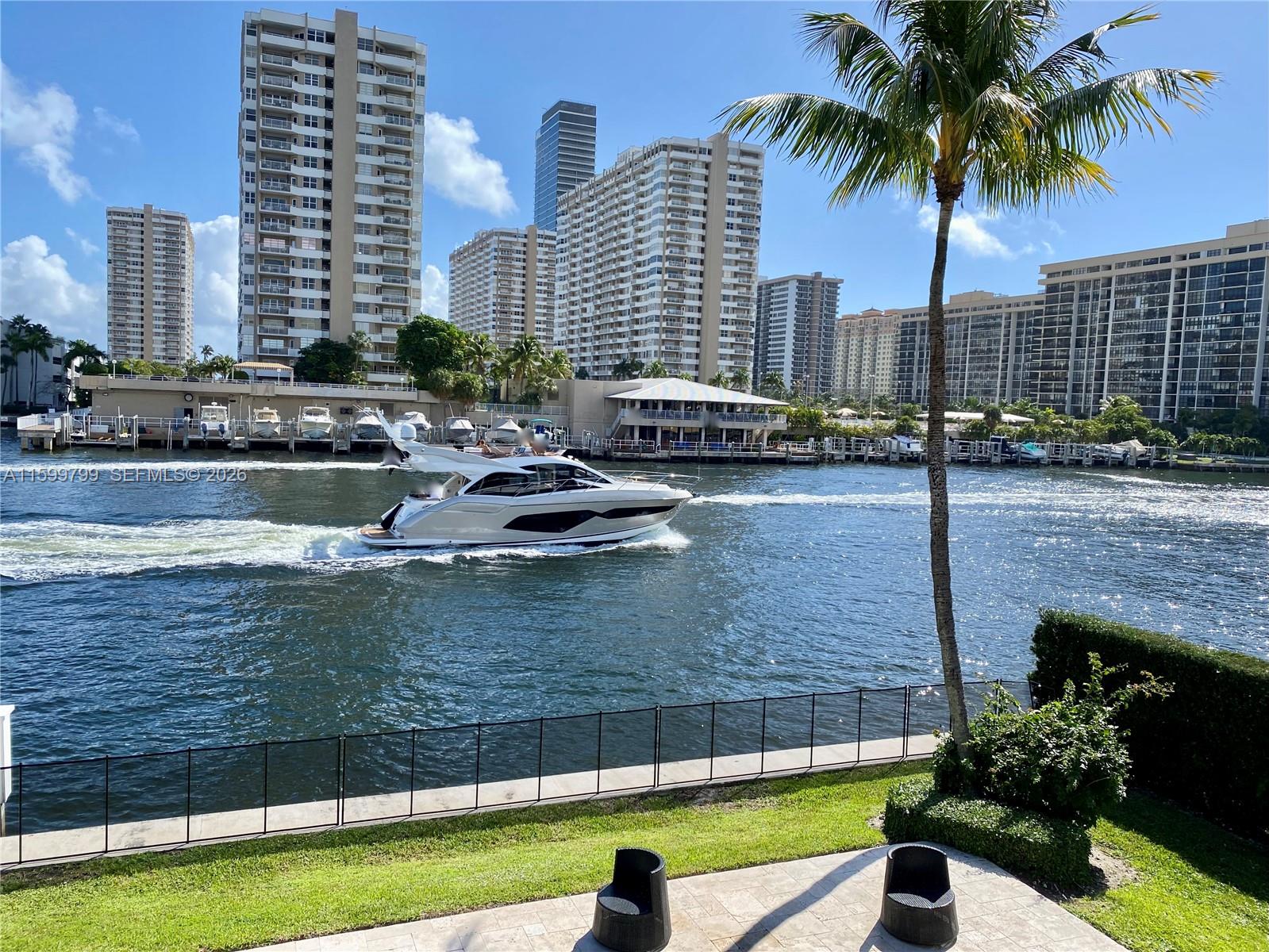 Hallandale Beach FL 33009 - A11599799