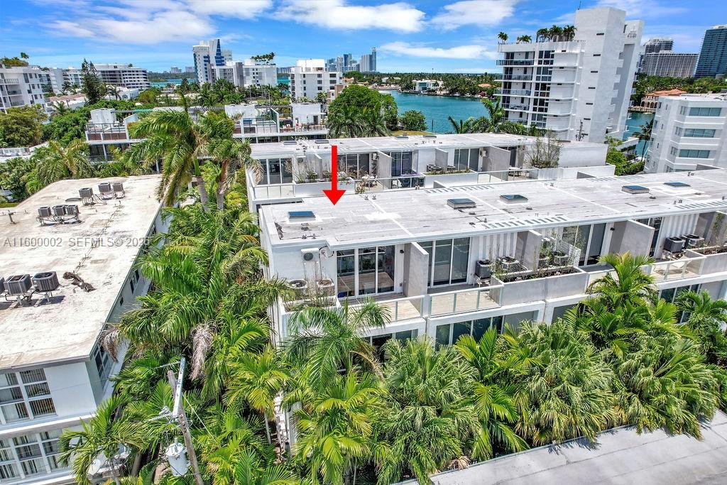 1000 99th St #14, Bay Harbor Islands FL 33154