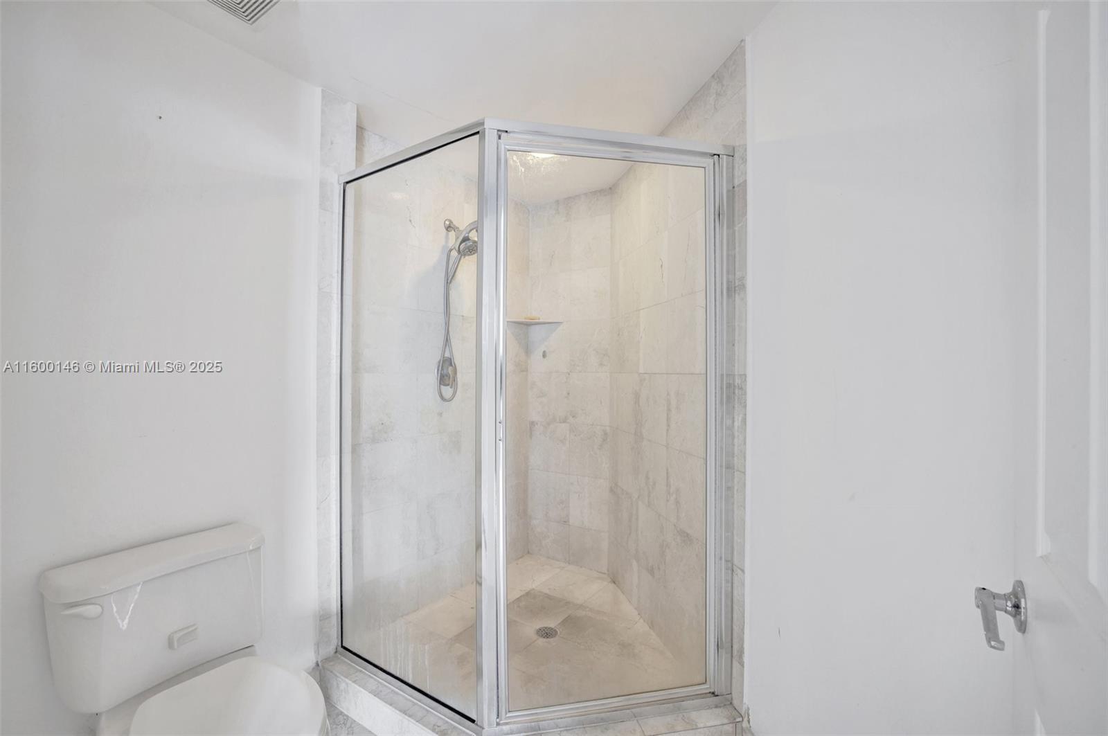 3370 Hidden Bay Dr #1208, Aventura FL 33180
