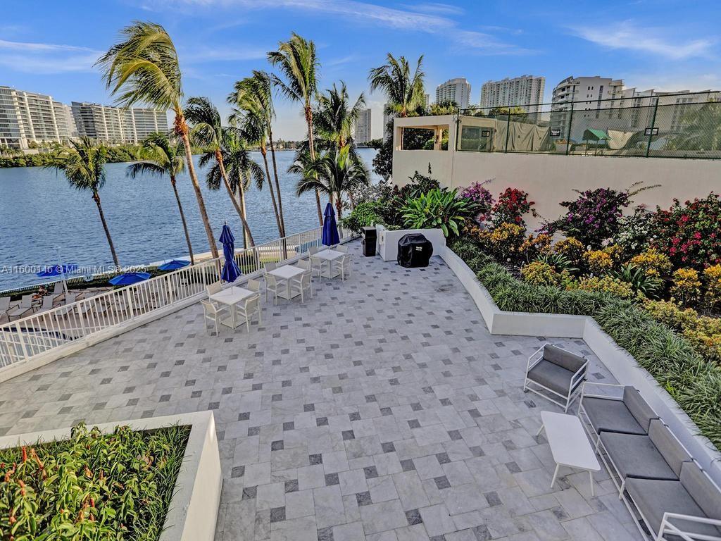 3370 Hidden Bay Dr #1208, Aventura FL 33180