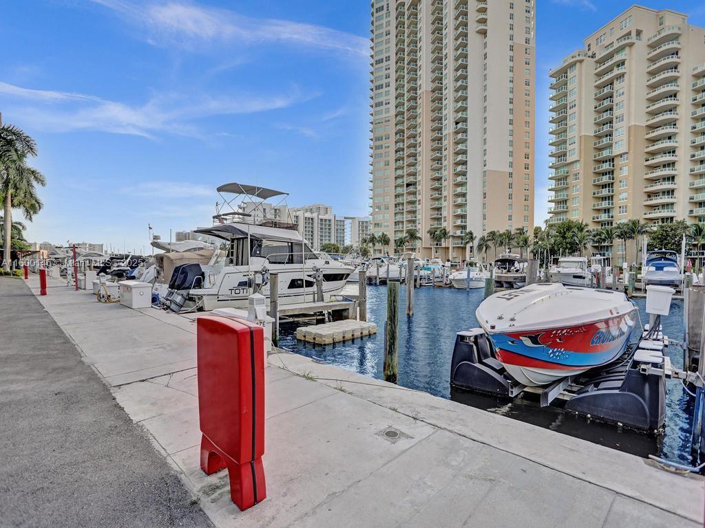 3370 Hidden Bay Dr #1208, Aventura FL 33180