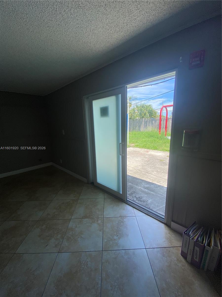 1926 Ramsey Dr, Lake Worth FL 33461