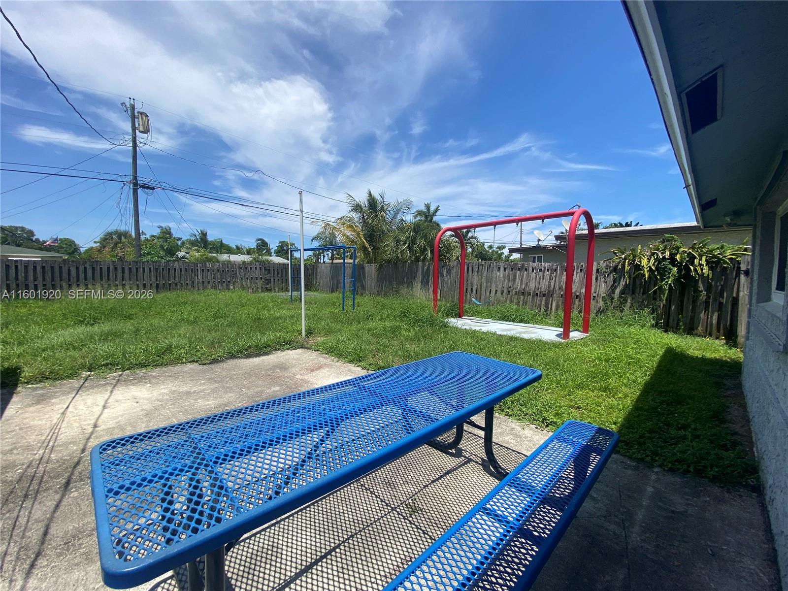 1926 Ramsey Dr, Lake Worth FL 33461