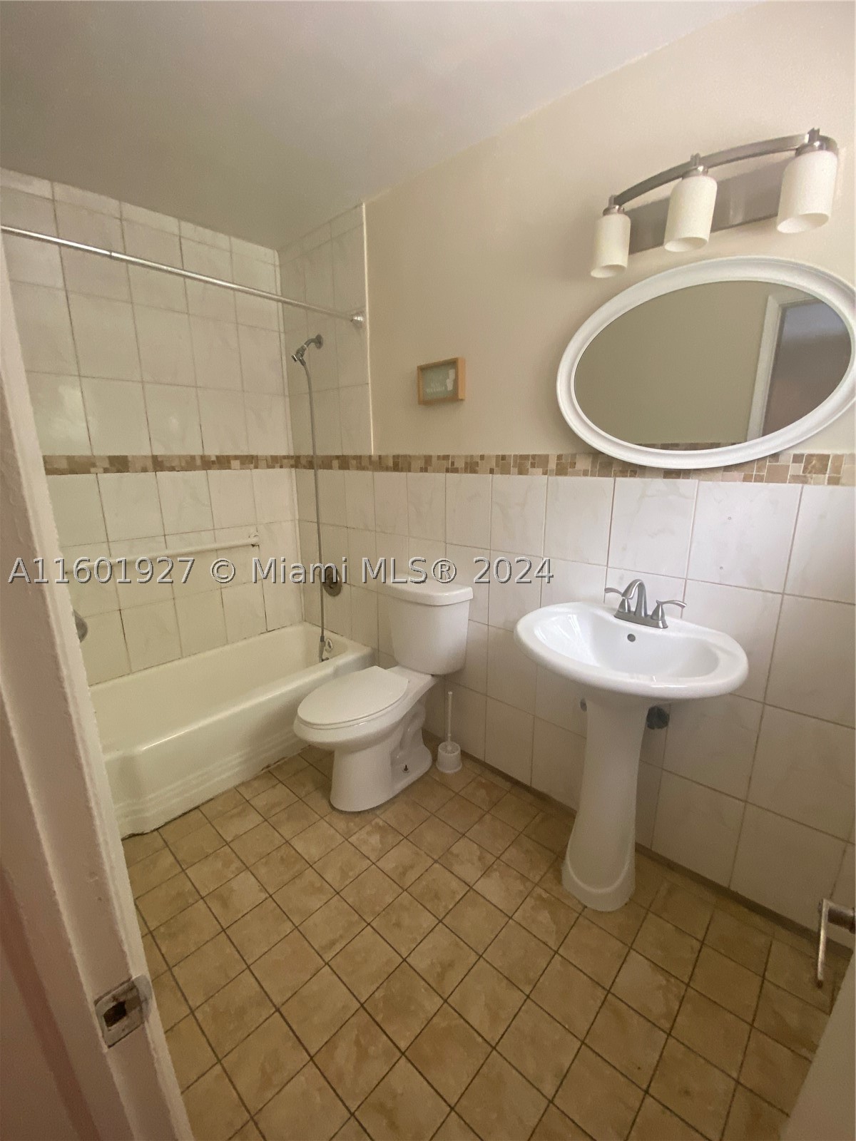 1739 SW 28th Ter, Fort Lauderdale FL 33312