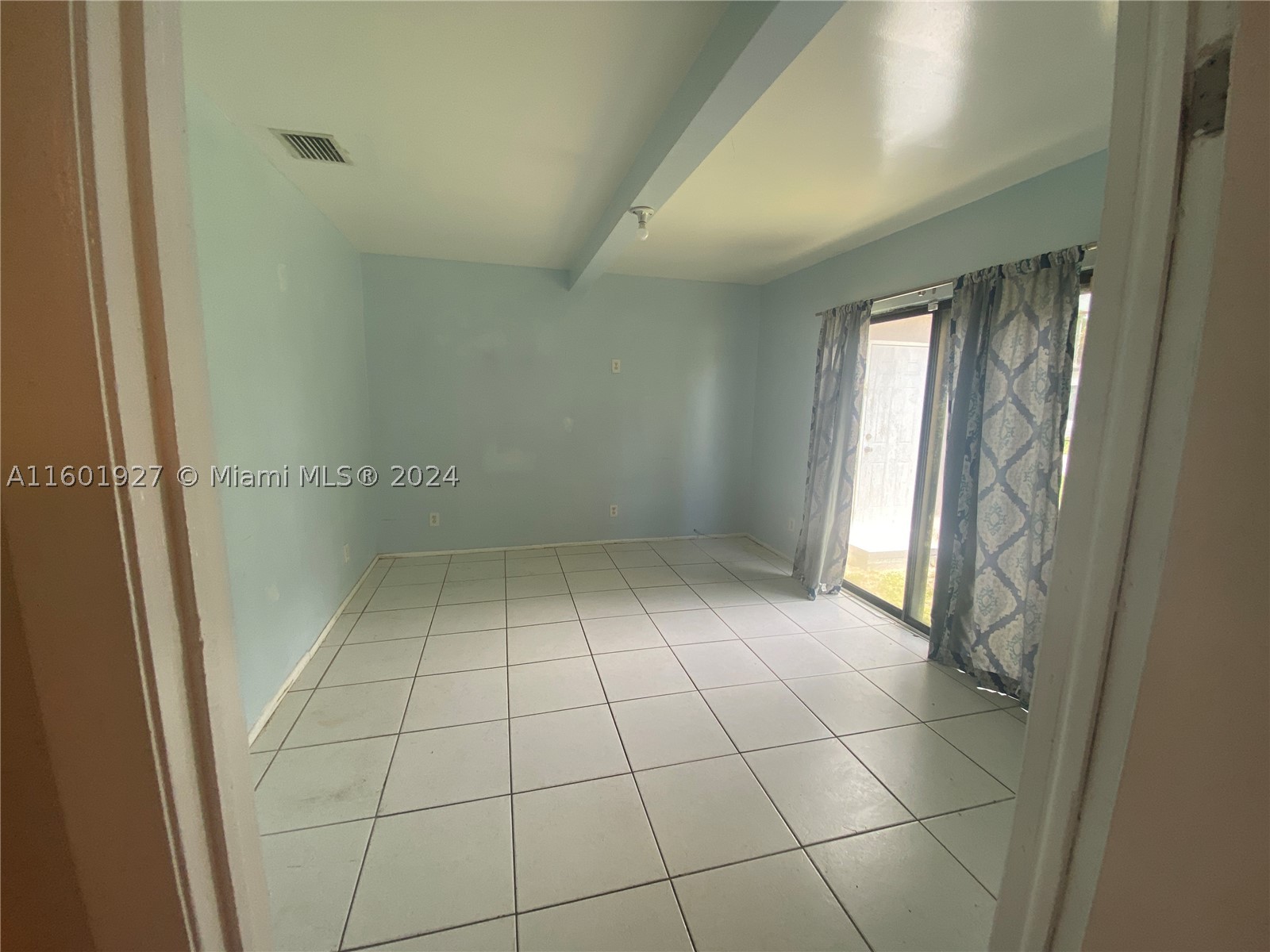 1739 SW 28th Ter, Fort Lauderdale FL 33312